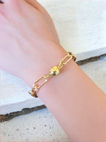 Golden Links: Elegant Paperclip Chain Bracelet with Magnetic Closure