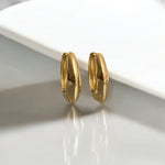 18K Gold Polished Oval Hoop Earrings